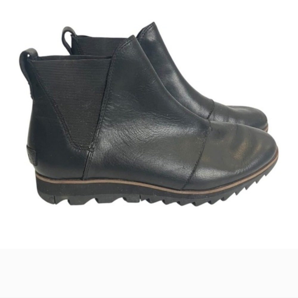 Sorel Harlow Chelsea Ankle Boots Women’s Size 6.5  Black Leather